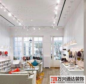小平米童裝店裝修十平米童裝店裝修風(fēng)格
